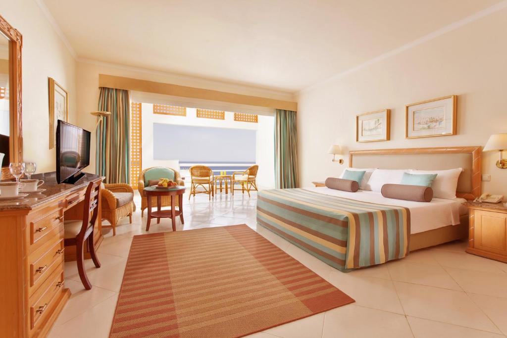 Jolie Ville Golf & Resort