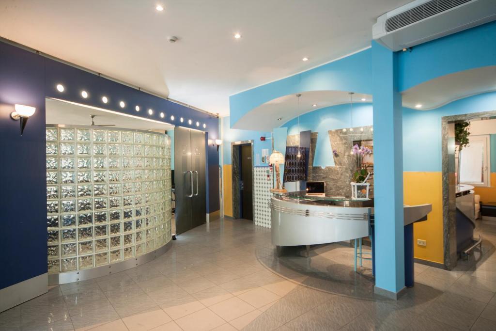 Adria Hotel 3*, Ріміні