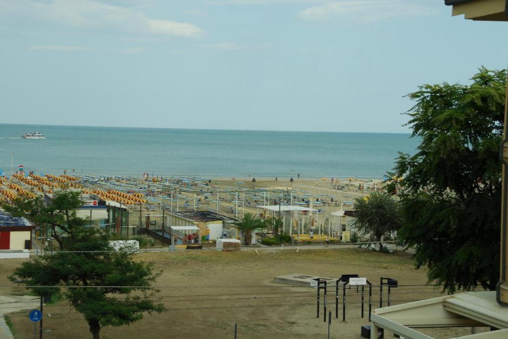 Adria Hotel 3*, Ріміні