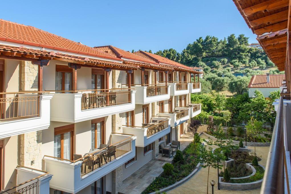 Apanemia Apartments by Flegra Hotels 3* 